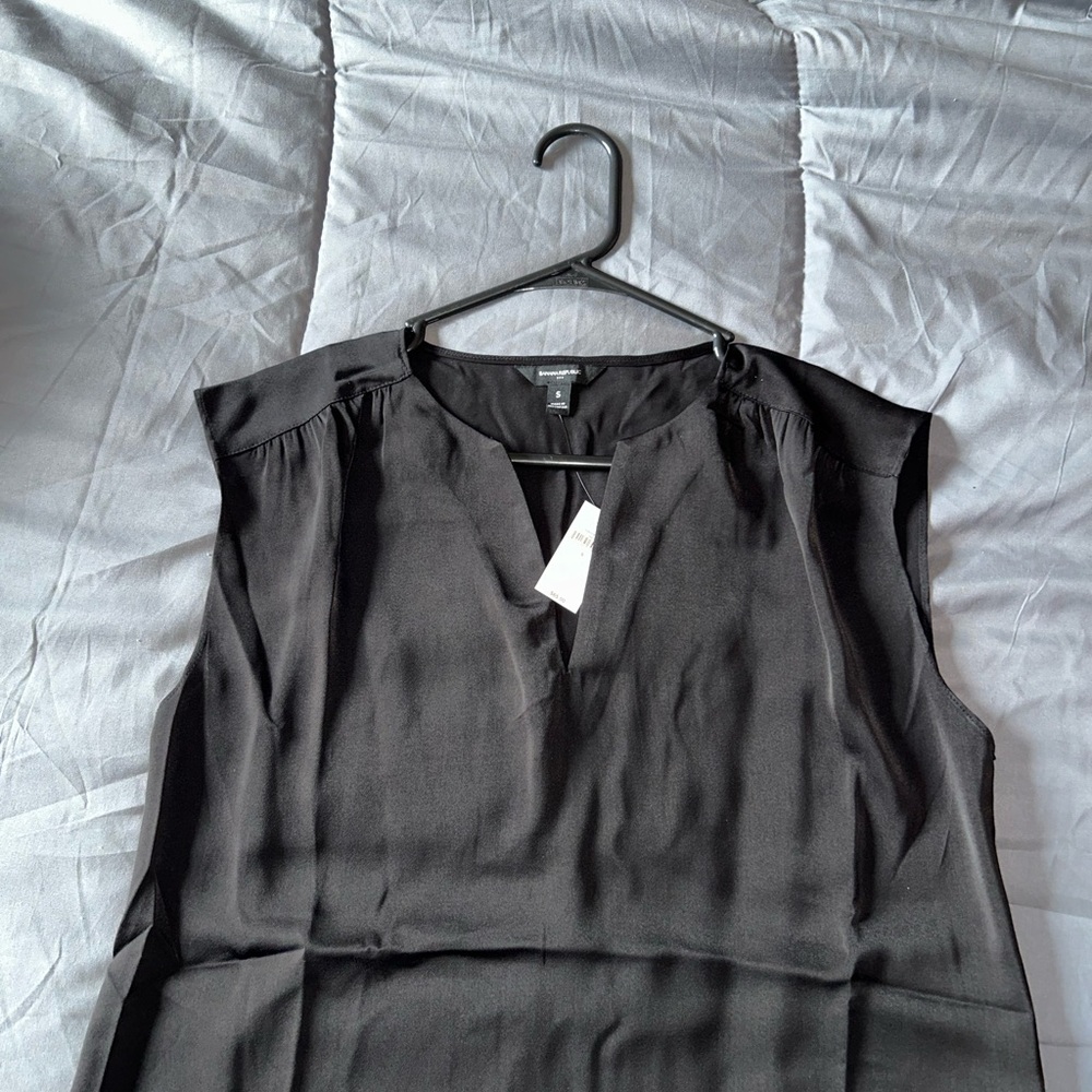 Banana Republic Black Sleeveless Blouse